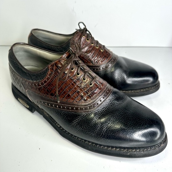 Footjoy Classics Tour 54673A pebbled leather and Croc Embossed Golf shoes 11D - Picture 2 of 15